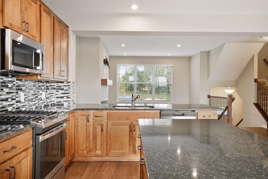 Building Photo - 6532 Joliet Ave S