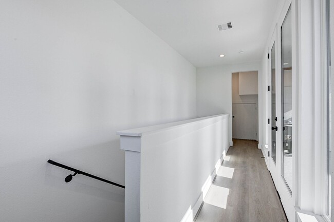 Building Photo - Brand new house in the Museum District wit...