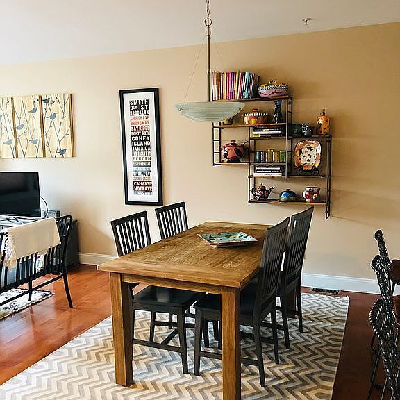 Building Photo - 337 Mt Support Rd