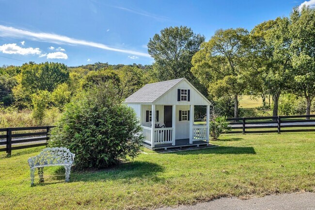 Building Photo - 7605 Nolensville Rd