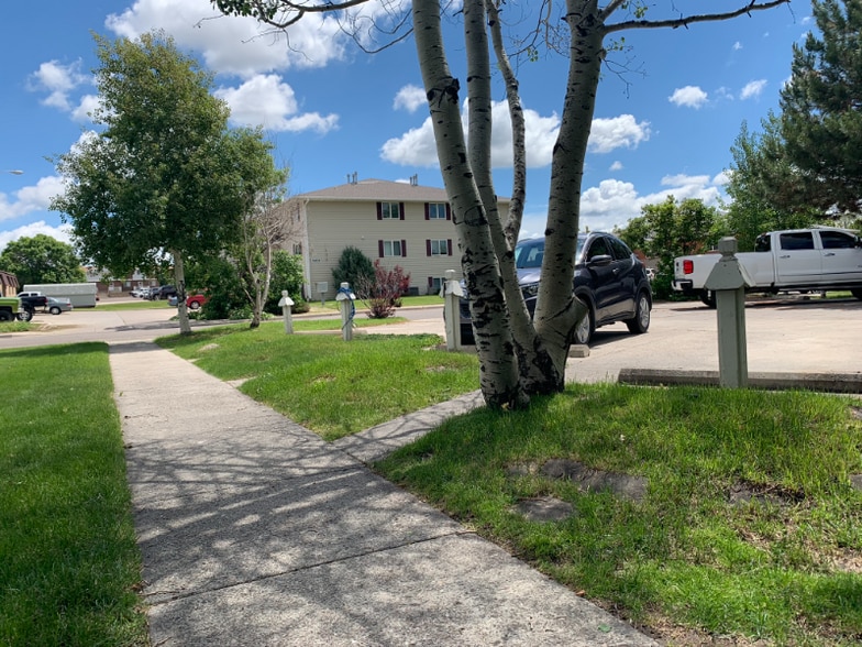 Building Photo - 1604 Sand Ct