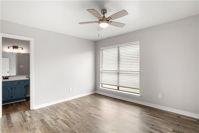 Building Photo - 6505 Cedar Bend Ct