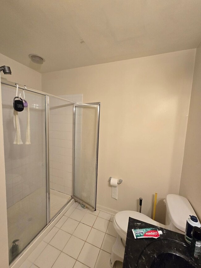 Building Photo - Gated community, 2nd fl condominium with 3...
