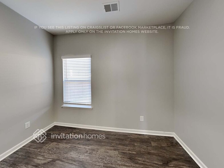 Building Photo - 1347 Cochran Crossing