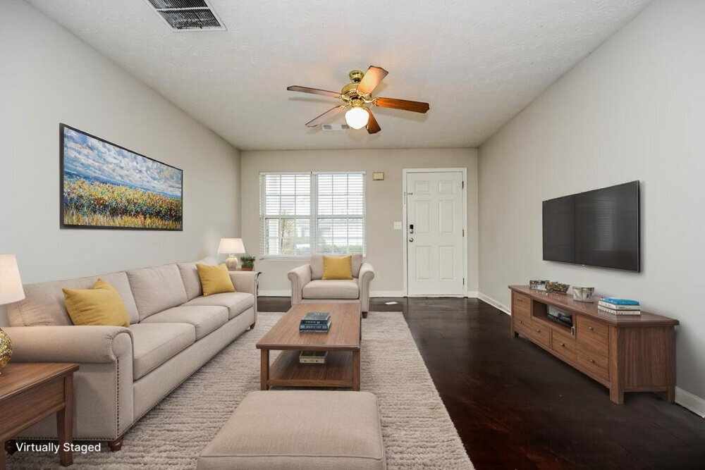 Building Photo - 6075 Flagstaf Walk