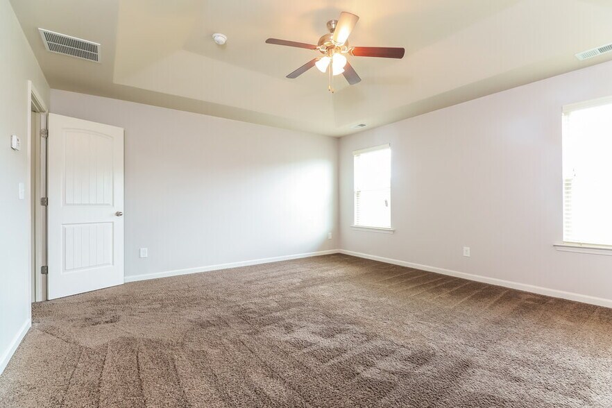 Building Photo - 174 Biscayne Terrace