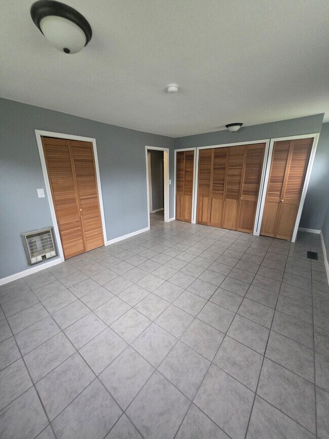 Building Photo - Newly Remodeled 3 Bedroom Home in Mosheim, TN – Move-In Ready!