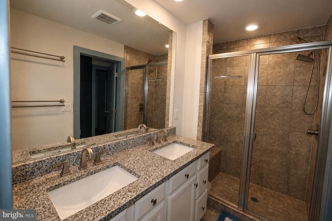 Building Photo - 12916 Sunrise Ridge Aly
