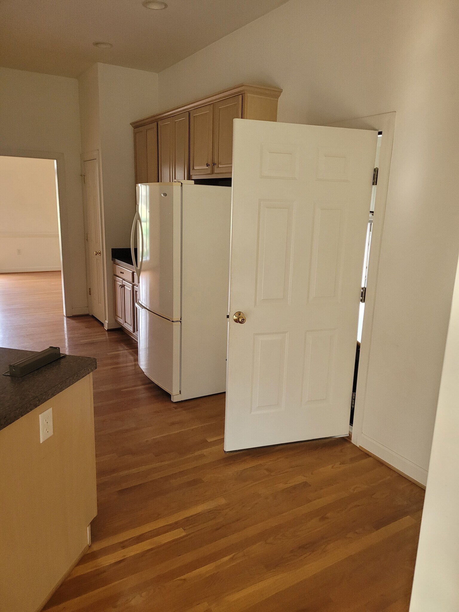 Building Photo - 147 Sir Guy Dr