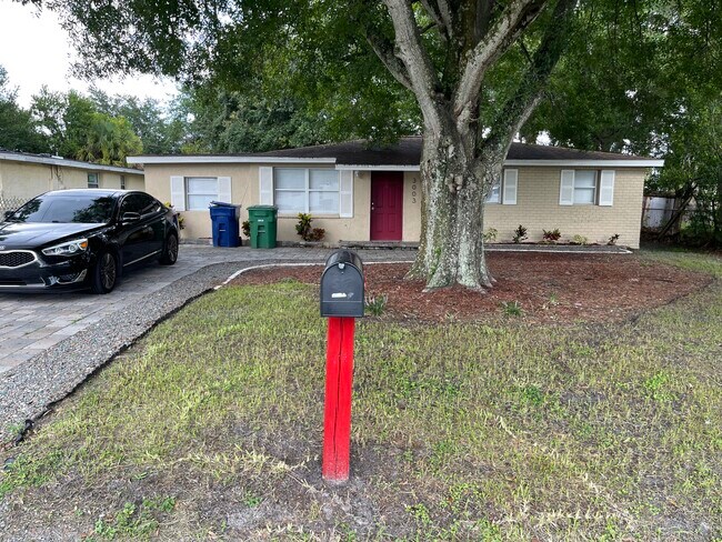 Primary Photo - 3003 N 43rd St