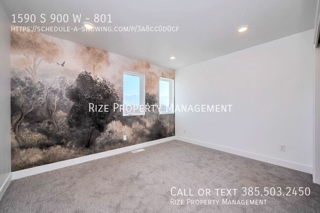 Building Photo - 1590 S 900 W