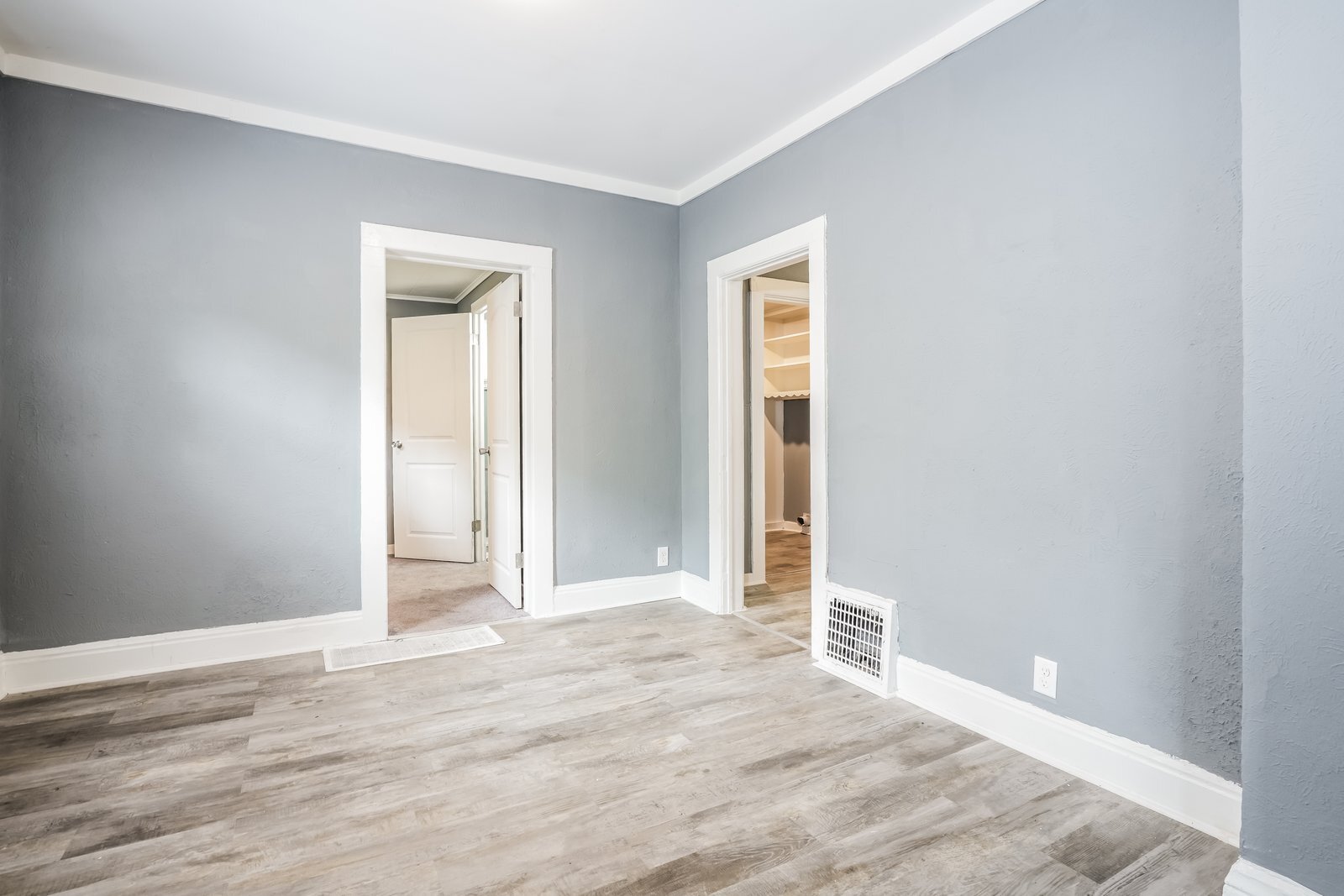 Building Photo - 1165 E Indiana Ave