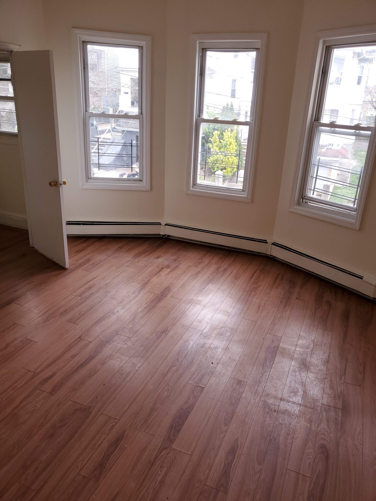 Building Photo - 133 Winter Ave