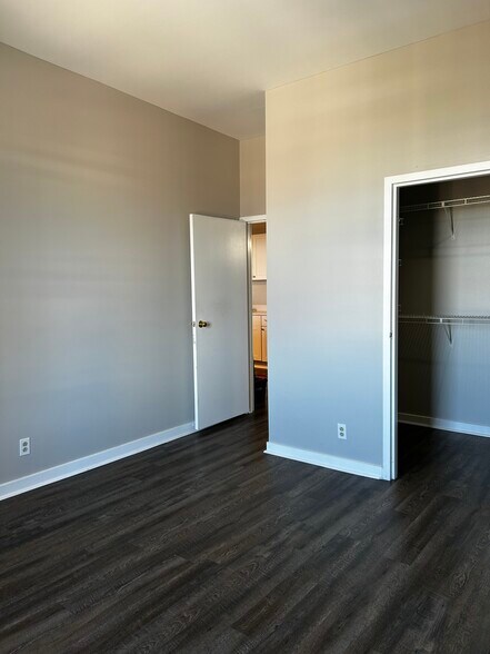 Walk in Closet. - 234 N Broadway