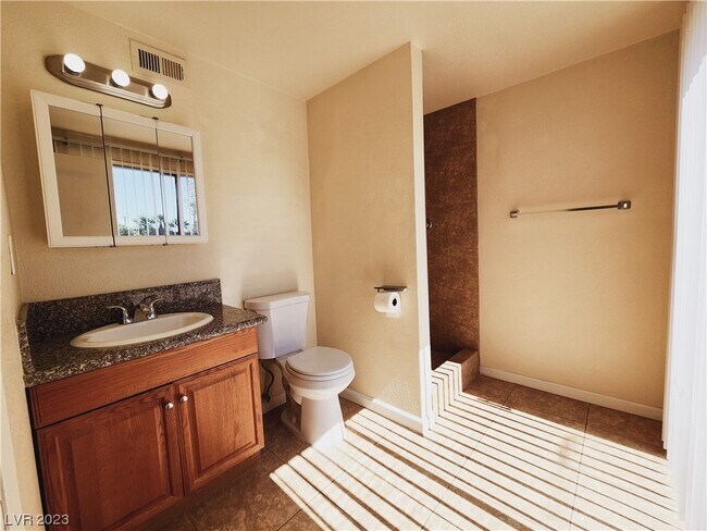 Building Photo - 4605 Cinderella Ln