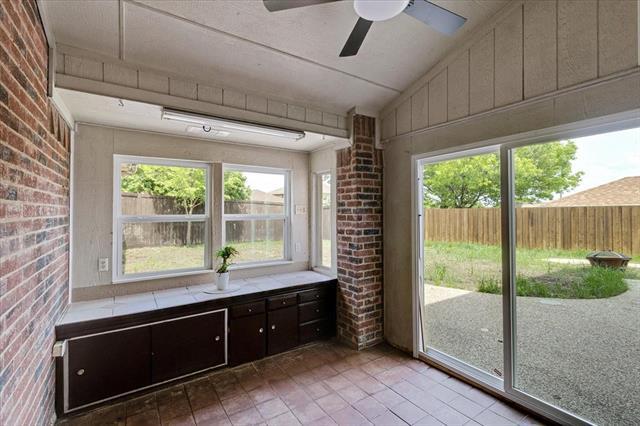 Building Photo - 2439 Whitetail Dr