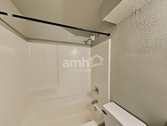 Building Photo - 4973 W Badger Ln