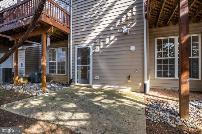 Building Photo - 87 Harbour Heights Dr