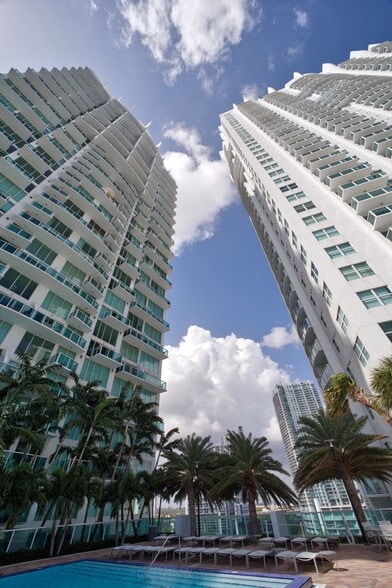 Building Photo - 31 SE 5th St