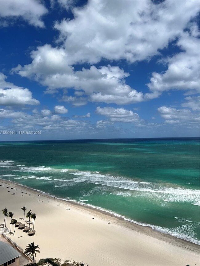 Building Photo - 18201 Collins Ave