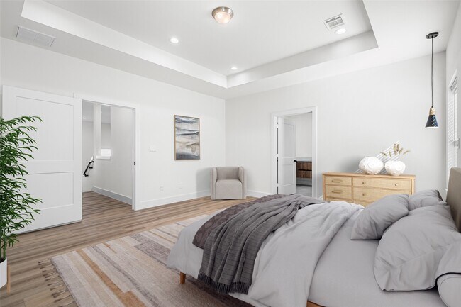 Building Photo - 112 Tolima Dove St