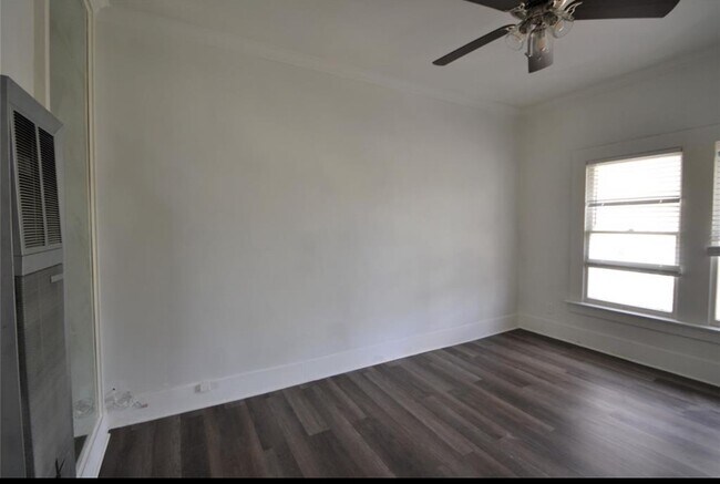Building Photo - 1517 Bonnie Brae St