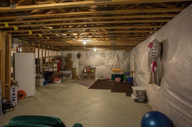 Building Photo - 3360 W Willow Park Dr