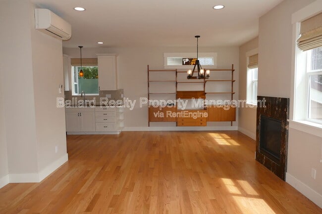 Building Photo - 3032 NW 59th St