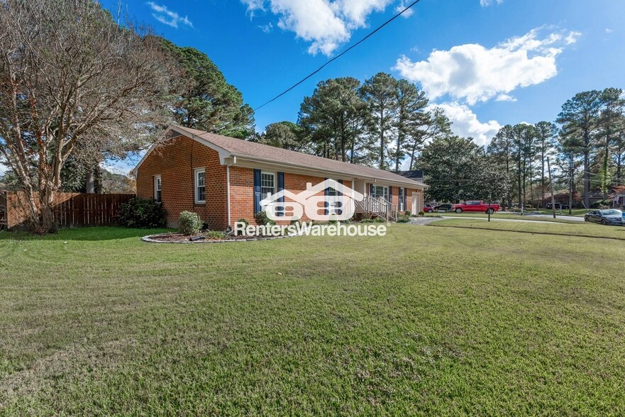 Building Photo - 3217 Foxgrove Ln