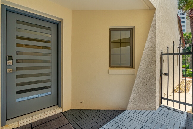 Building Photo - 2938 Sea Oats Cir