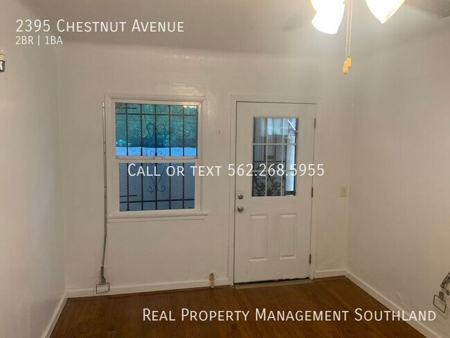 Building Photo - 2395 Chestnut Ave