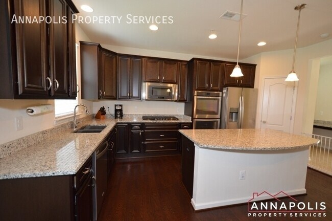 Building Photo - 7948 Monrovia Dr