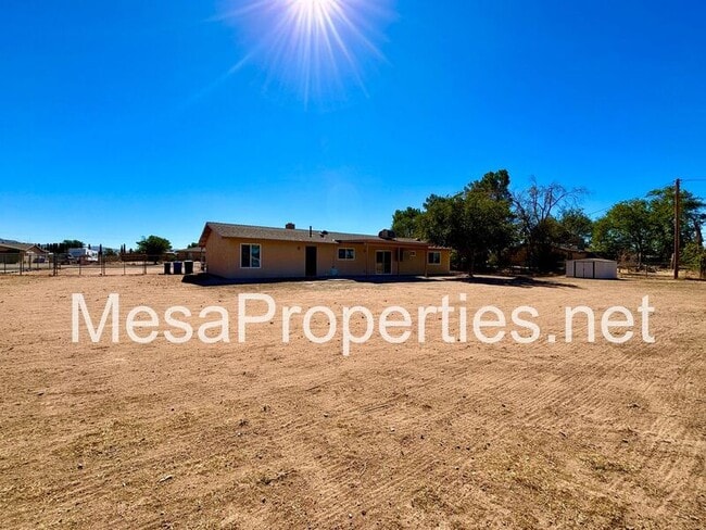 Building Photo - 15850 Washoan Rd
