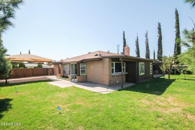 Building Photo - 1709 Pete Brown Pl