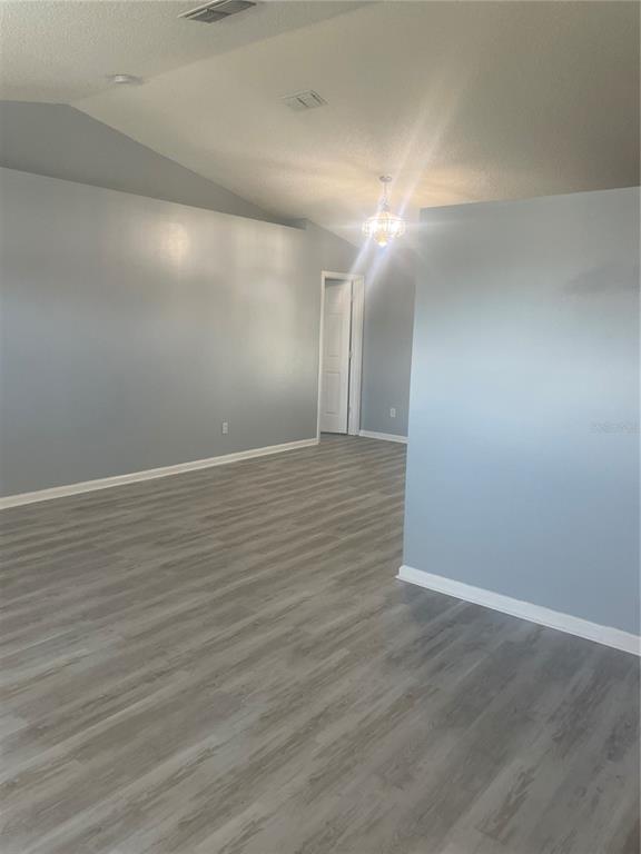 Building Photo - 116 Crescent Ct