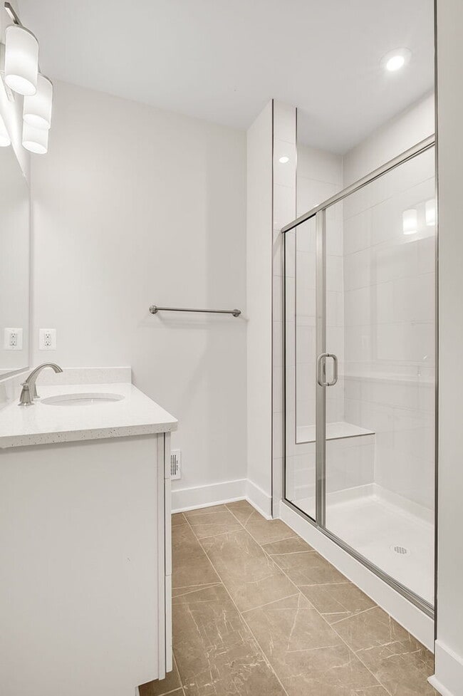 Building Photo - Spacious 3 Bedroom Condo Near VCU & VUU – Most Utilities Included – $3,000/mo