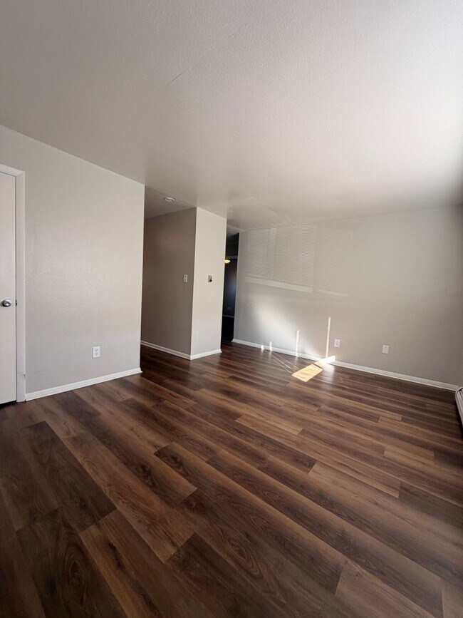 Building Photo - Cozy 2-Bedroom Home in a Peaceful Colorado Springs Neighborhood - ASK ABOUT OUR FLEXIBLE LEASE OP...