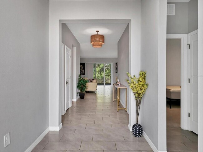 Building Photo - 17605 Cantarina Cove