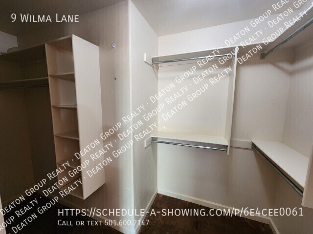 Building Photo - 9 Wilma Ln
