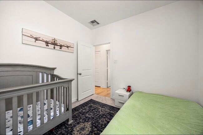 Building Photo - 17303 Merigold Hts Dr