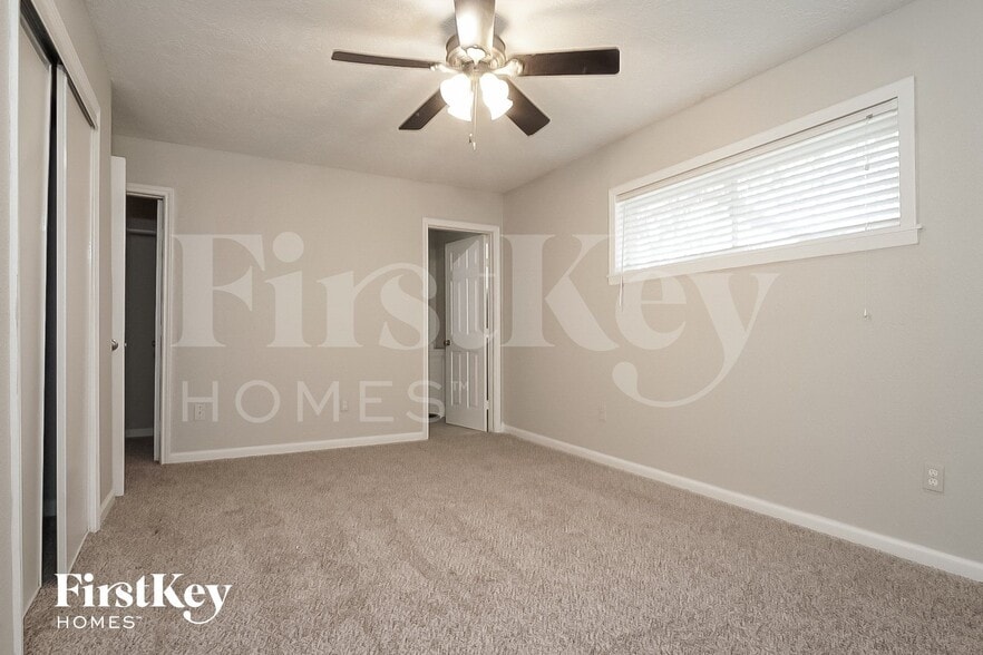 Building Photo - 2505 Texas Ave