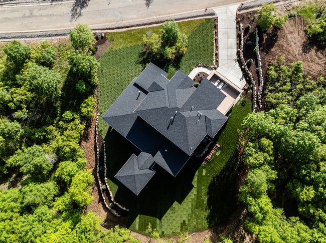 Building Photo - RENT TO BUY: 2024 Parade of Homes - Summit Creek