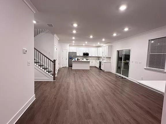Building Photo - 2780 Westgate Park Dr