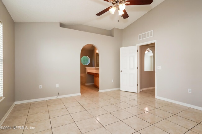 Building Photo - 9135 Shindler Crossing Dr