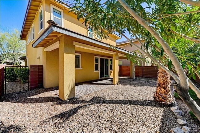 Building Photo - 10679 Country Knoll Way