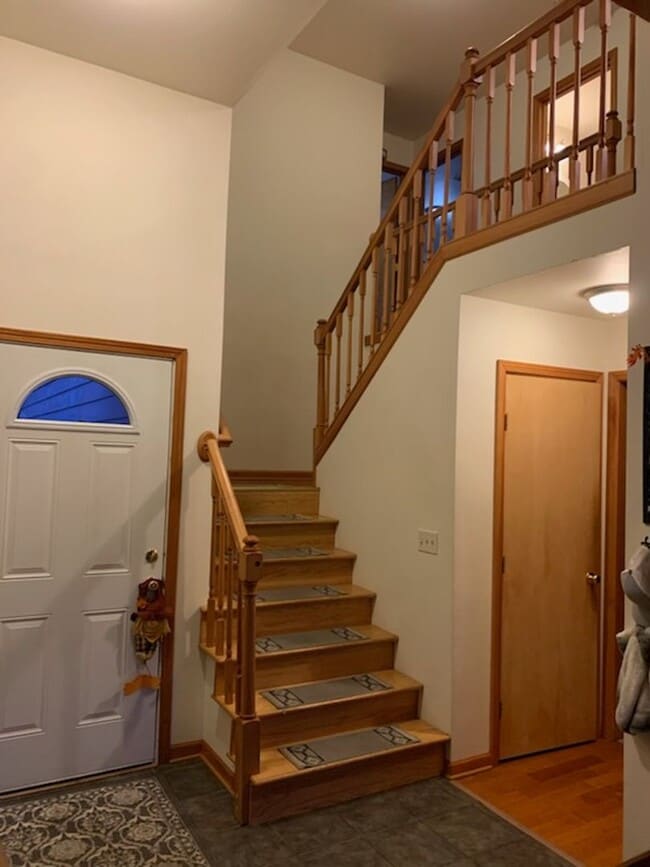 Building Photo - 1238 W 12th St