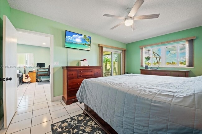 Building Photo - 6225 NW 190th Terrace