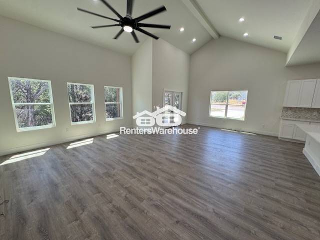 Building Photo - 664 Rolling Hills Dr