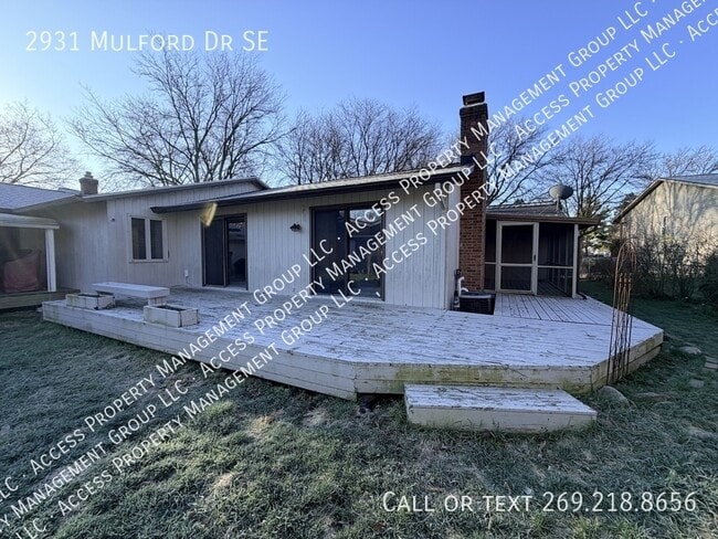 Building Photo - 2931 Mulford Dr SE