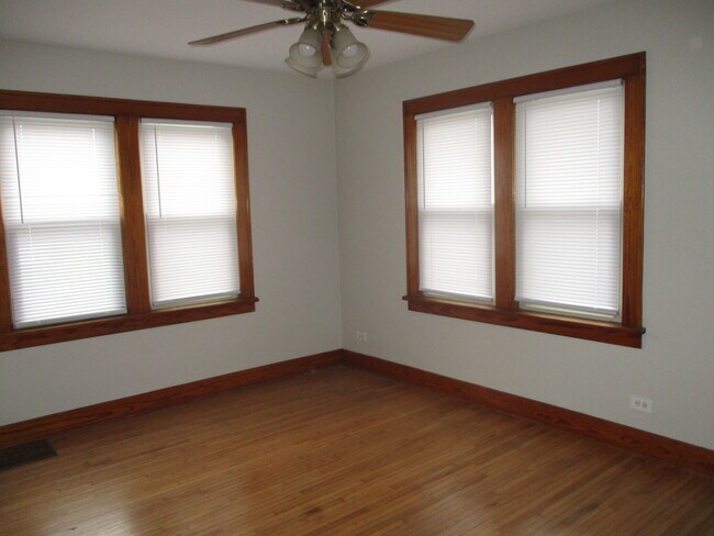 Building Photo - 1802 Church St